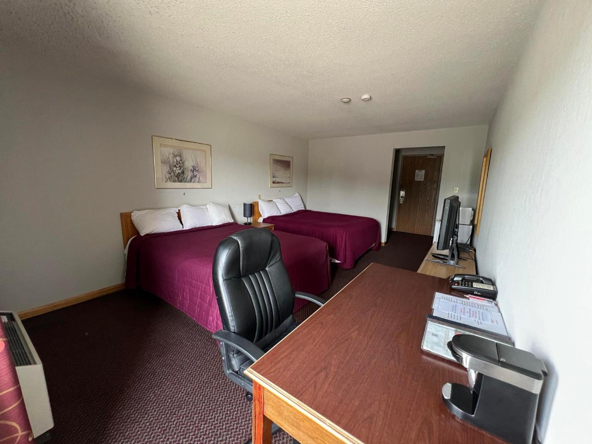 Airport Motor Inn Marathon Exterior photo