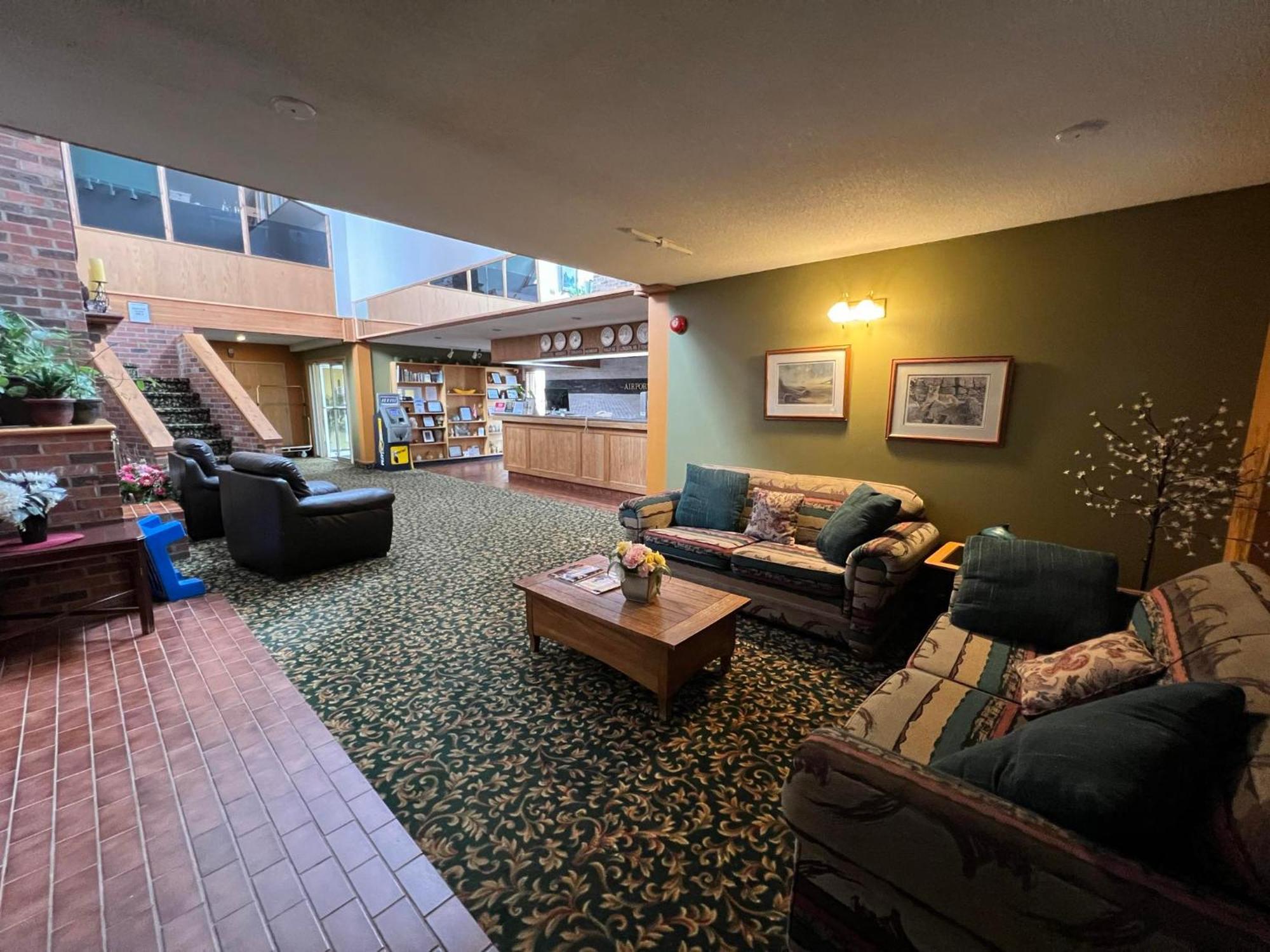 Airport Motor Inn Marathon Exterior photo